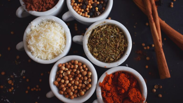 Qual a diferença entre arroz branco e integral calorias?