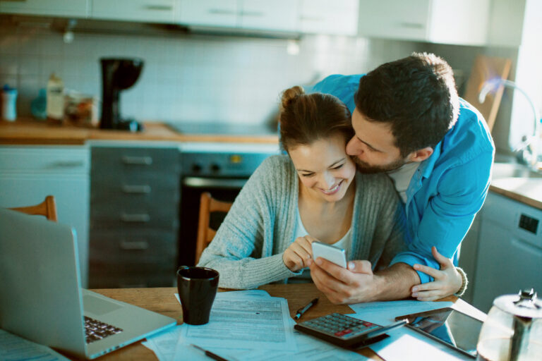 Finanças a dois: dicas para alcançar o sucesso e uma boa organização Finanças a dois: dicas para alcançar o sucesso e uma boa organização