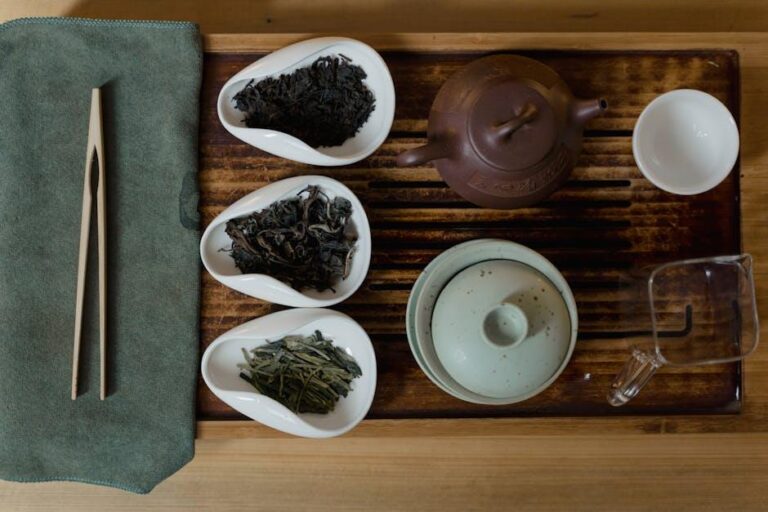 Qual a diferença entre chá de erva-doce e chá de camomila? Qual a diferença entre chá de erva-doce e chá de camomila?
