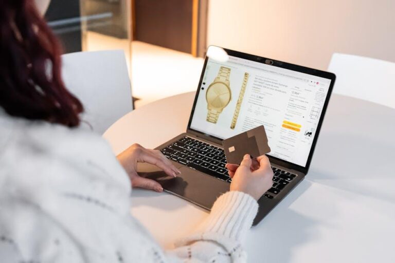 Qual a diferença entre negócio físico e digital?