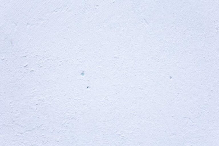 Qual a diferença entre vírgula e ponto final em frases curtas?